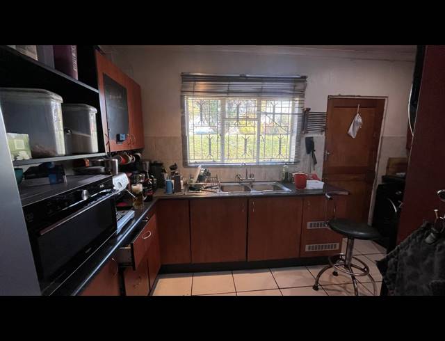 4 BEDROOM HOUSE FOR SALE IN BRACKENHURST